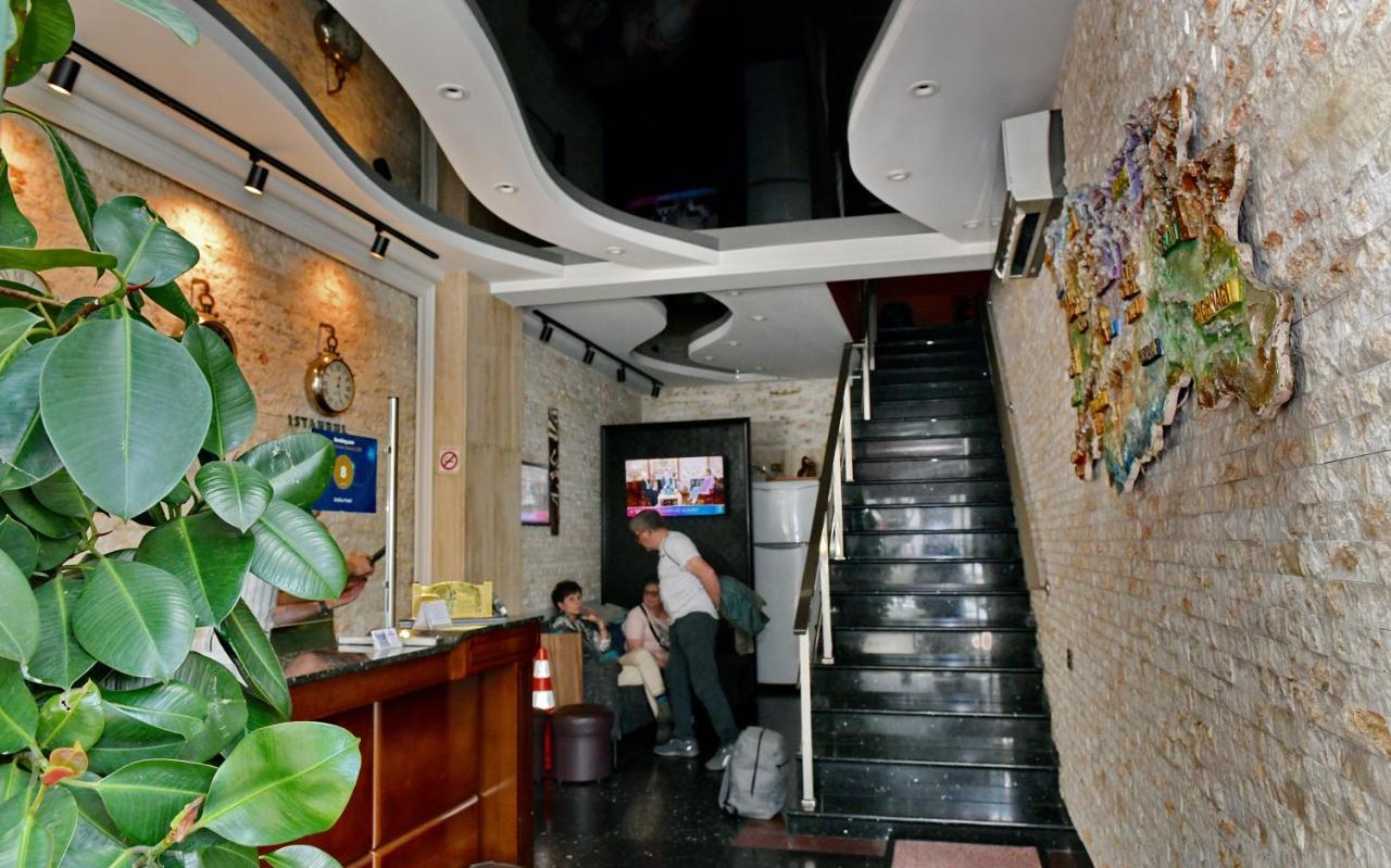 Antika Hotel Batumi Exterior photo